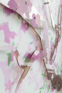 Décor végétal l'oreal france paris decoration peinture arbre cerisier salle d'attente graphisme habillage interieur